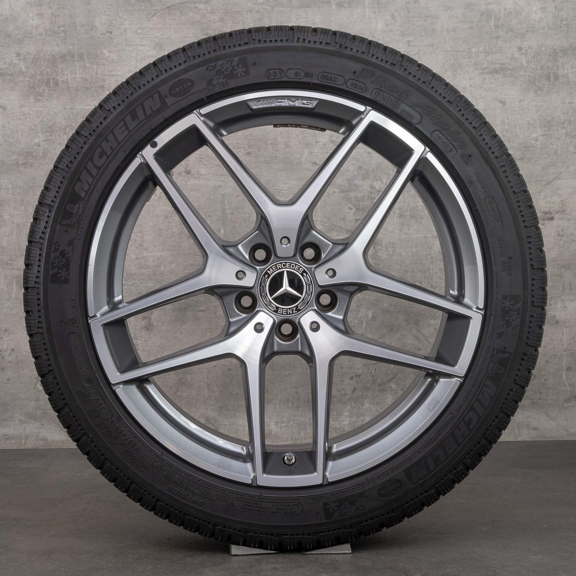 Original AMG GLA Felgen 19 Zoll - A1564013000