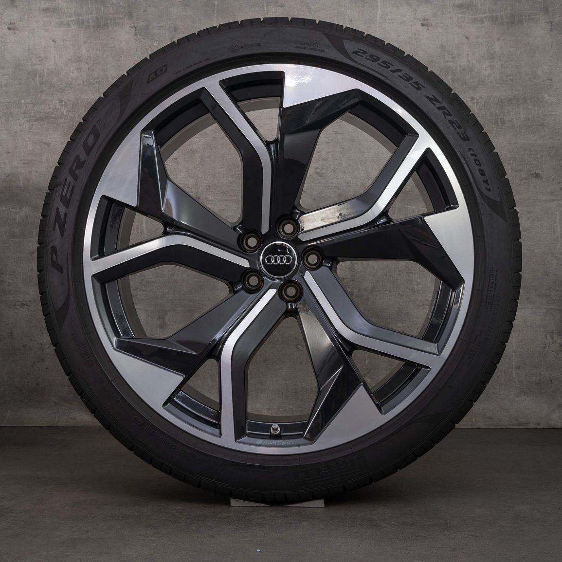 Original Audi 4M8601025AF RS Q8 Felgen 23 Zoll - 4M8601025AF